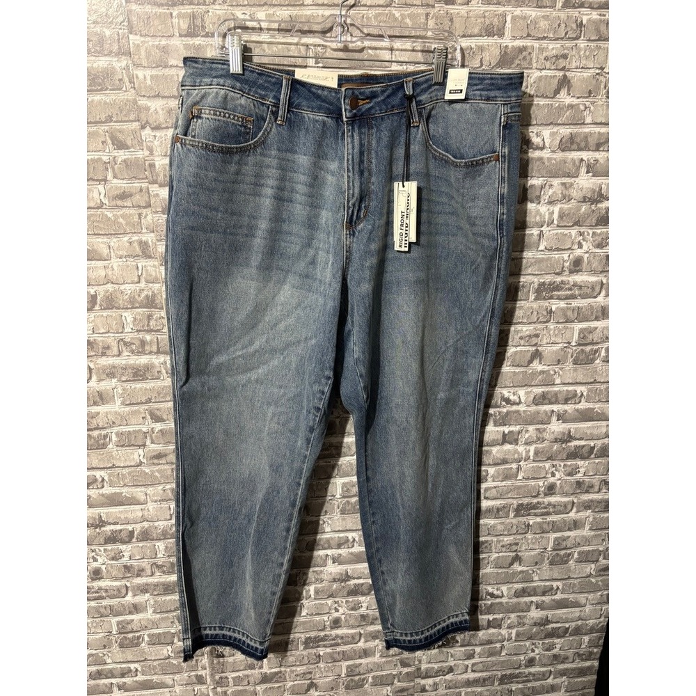 Judy‎ Blue Mid- Rise Jean